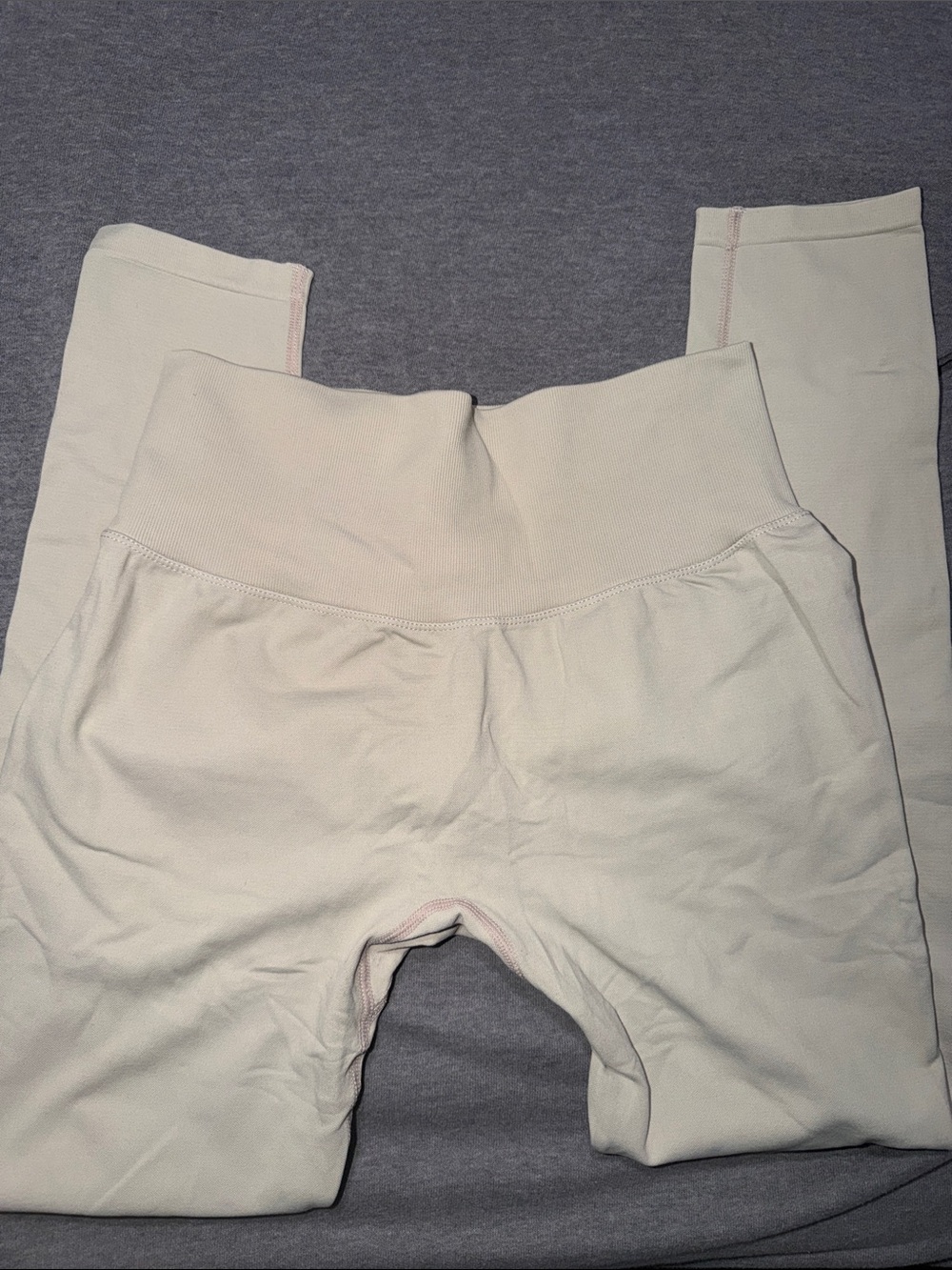 High-Waist Cream Leggings - Women